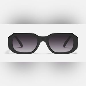 Quay sunglasses oversized glasses cat eye frames hyped up accessory box eye wear